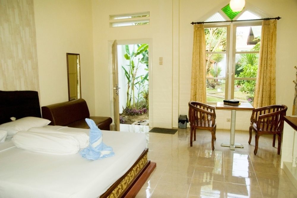 Family Hotel Gradia 1 Batu  Exterior photo